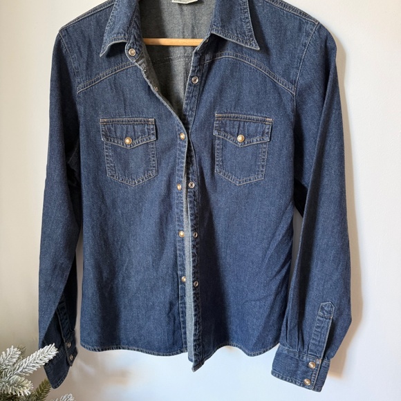 6 items more than 10 outfits - Picture 5 of 15